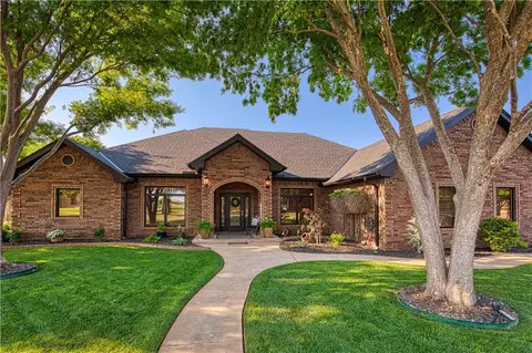 1421 Cloud Nine, Elk City, OK 73644