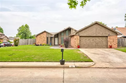 201 E Platt Dr, Yukon, OK 73099 photo 1