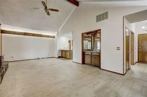 201 E Platt Dr, Yukon, OK 73099 photo 7