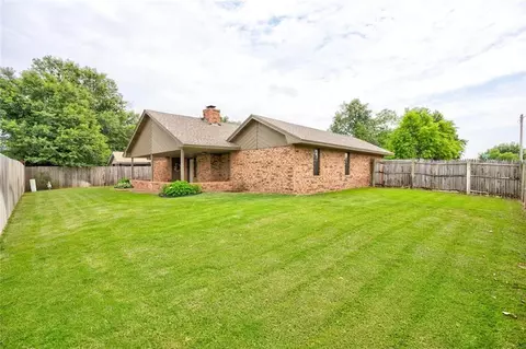 201 E Platt Dr, Yukon, OK 73099 photo 50