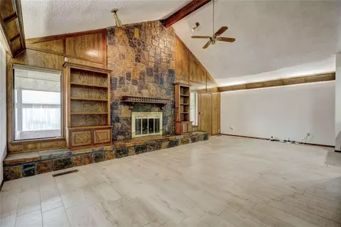 201 E Platt Dr, Yukon, OK 73099 photo 6