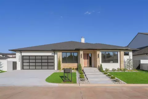 15604 Waterstone Way, Edmond, OK 73013