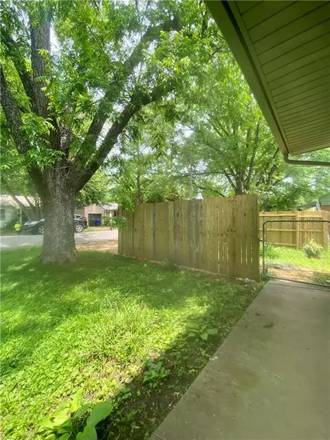 1104 W Apache St, Norman, OK 73069 photo 6