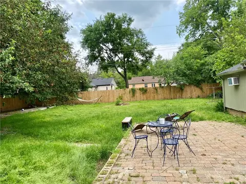 1104 W Apache St, Norman, OK 73069 photo 31