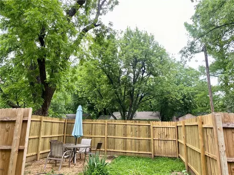 1104 W Apache St, Norman, OK 73069 photo 7