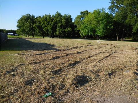 E Briarwood Street, Davis, OK 73030