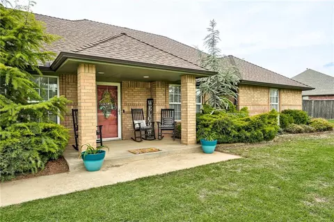 4105 Frontier Ln, Tuttle, OK 73089 photo 5