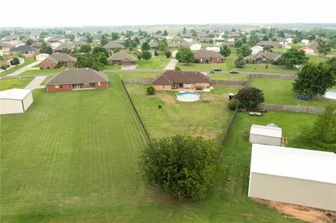4105 Frontier Ln, Tuttle, OK 73089 photo 8