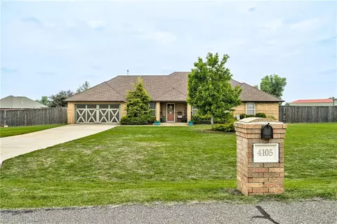 4105 Frontier Ln, Tuttle, OK 73089 photo 3
