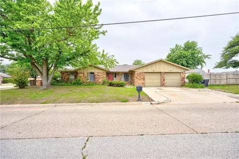 7401 NW 31st Ter, Bethany, OK 73008