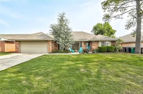 8213 NW 114th St, Oklahoma City, OK 73162