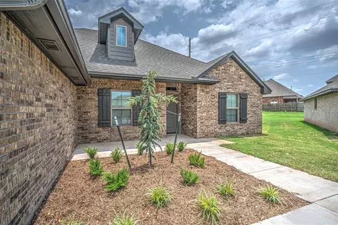 4505 Adobe Ct, Yukon, OK 73099 photo 3