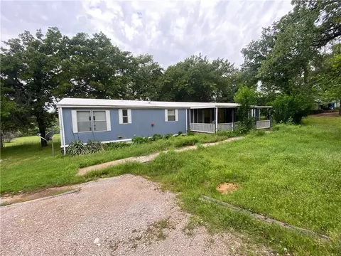 9301 Sleepy Hollow Dr, Newalla, OK 74857