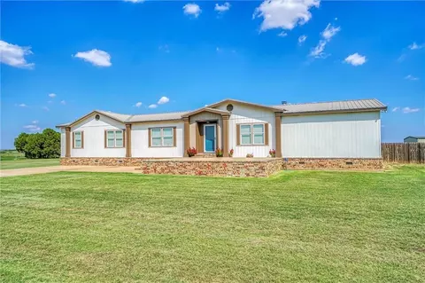 504 N Choctaw Ave, Duke, OK 73532