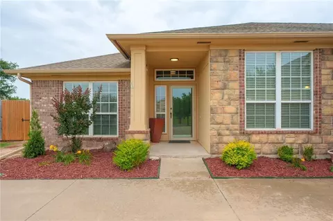 18000 Montoro Way, Edmond, OK 73012