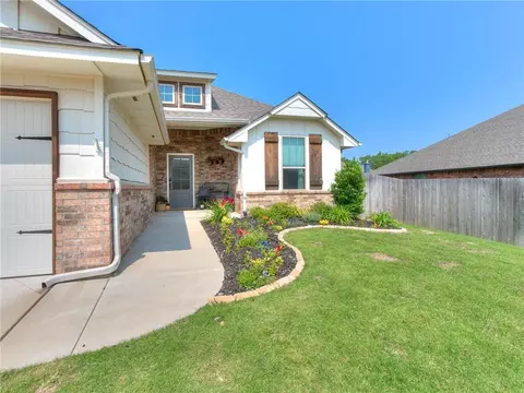 624 Switch Rd, Yukon, OK 73099 photo 3