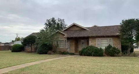 700 E Main St, Sentinel, OK 73664