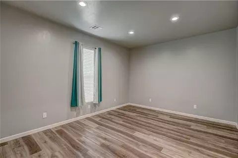 616 E Perkins Ave, Guthrie, OK 73044 photo 8