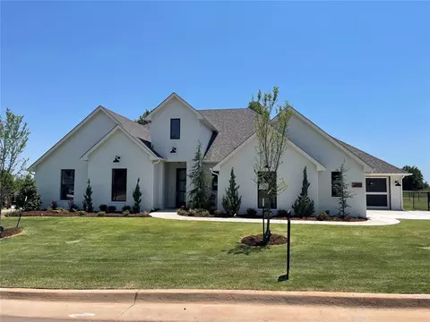 9100 SW 90 St, Mustang, OK 73064