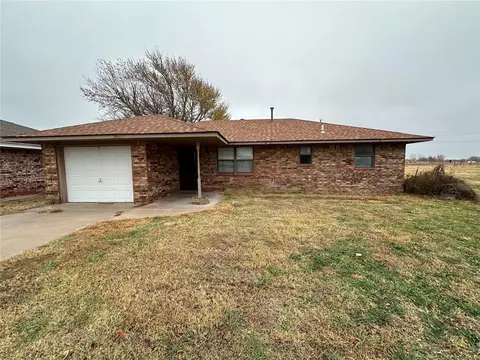 716 N Montgomery, Watonga, OK 73772