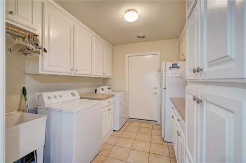 2009 Willow Bend Dr, Edmond, OK 73003 photo 16