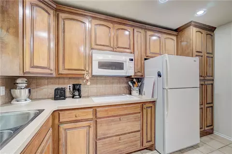 2009 Willow Bend Dr, Edmond, OK 73003 photo 10