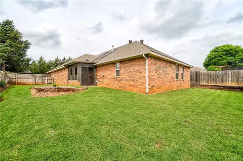 2009 Willow Bend Dr, Edmond, OK 73003 photo 43