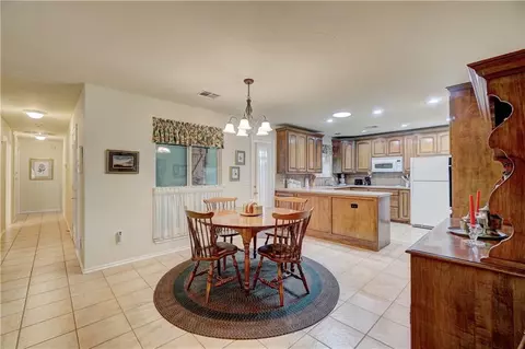 2009 Willow Bend Dr, Edmond, OK 73003 photo 19