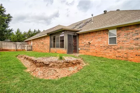 2009 Willow Bend Dr, Edmond, OK 73003 photo 42