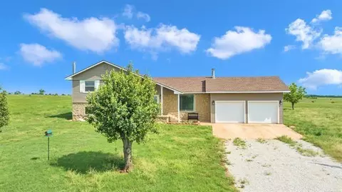 10500 Frontier Rd, Perry, OK 73077 photo 2