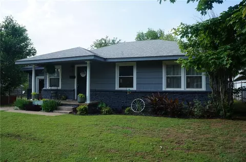 317 W Truman Pl, Purcell, OK 73080