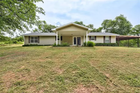 15501 E Rock Creek Rd, Norman, OK 73026
