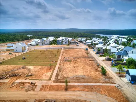 53 Lower Greenway, Carlton Landing, OK 74432
