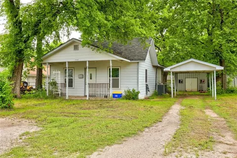 1409 S Lewis St, Stillwater, OK 74074