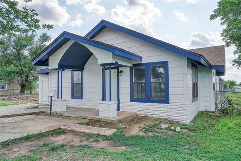 721 N Willard St, Altus, OK 73521 photo 1