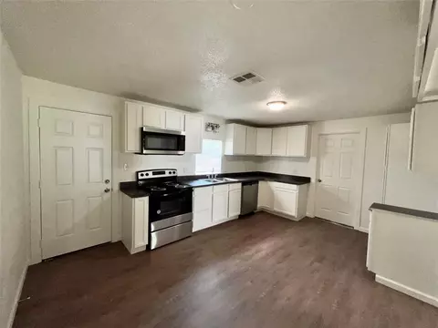 3801 E Camp Dr, Guthrie, OK 73044 photo 4
