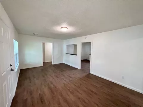 3801 E Camp Dr, Guthrie, OK 73044 photo 2