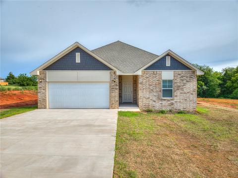 9733 Livingston Rd, Edmond, OK 73025