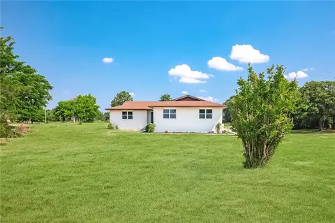 10937 E Memorial Rd, Jones, OK 73049 photo 4