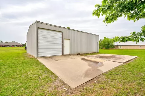 2261 Bob White Dr, Tuttle, OK 73089 photo 32