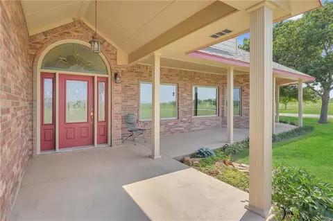 20259 SW Lee Blvd, Cache, OK 73527 photo 6