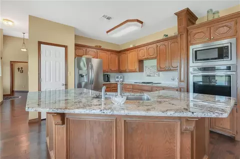 20259 SW Lee Blvd, Cache, OK 73527 photo 16