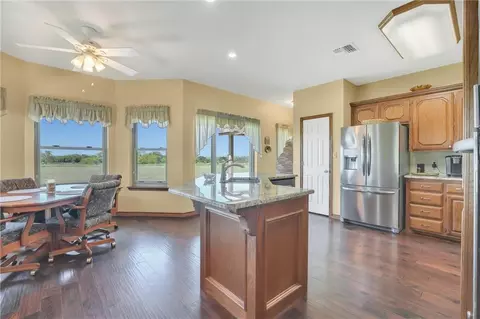 20259 SW Lee Blvd, Cache, OK 73527 photo 19