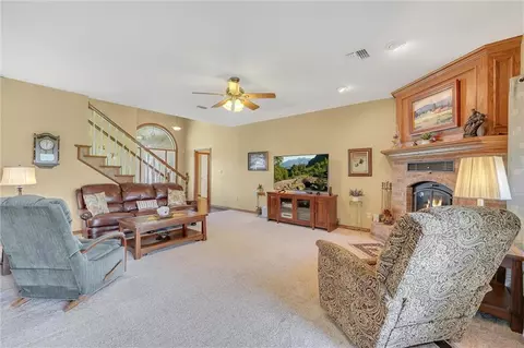 20259 SW Lee Blvd, Cache, OK 73527 photo 10