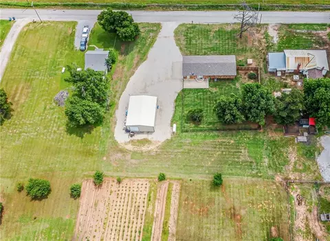 317 N Richland Rd, Tuttle, OK 73089 photo 9