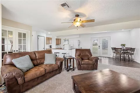 317 N Richland Rd, Tuttle, OK 73089 photo 25