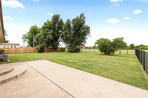 317 N Richland Rd, Tuttle, OK 73089 photo 7