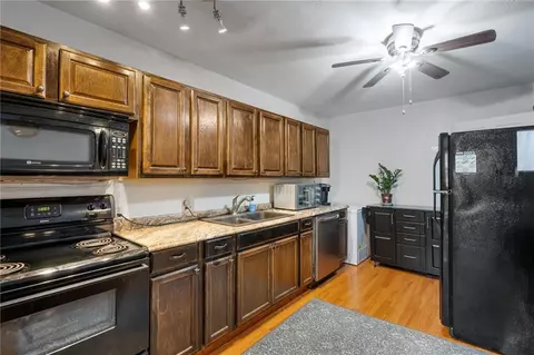 21160 Eighth St, Hinton, OK 73047 photo 9