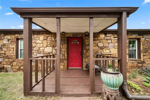 21160 Eighth St, Hinton, OK 73047 photo 4