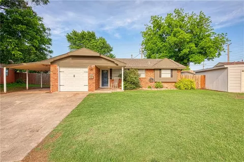 120 Ramsey Dr, Elk City, OK 73644